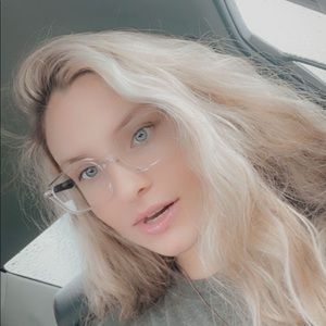 Meet your Posher, Madi